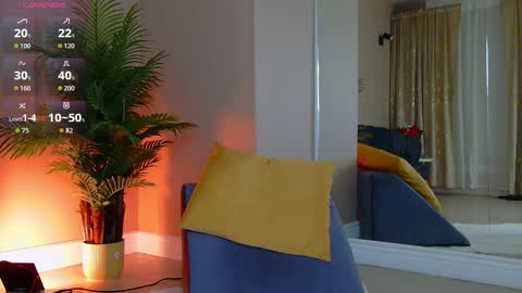 AVRILL CYRUX online show from February 19, 8:36 am