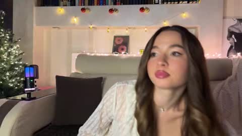 call me Chloe online show from December 17, 8:57 pm