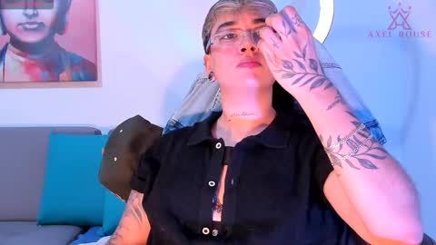 Axel Rouse online show from March 1, 1:49 am