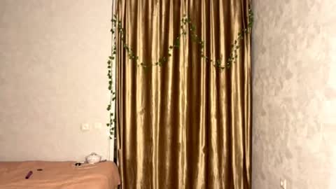 ayanaforever online show from December 18, 4:12 pm