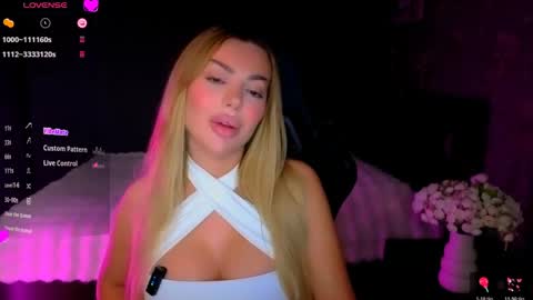  Ayla Demir  online show from April 14, 8:53 pm