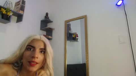 ayla online show from April 16, 1:33 pm