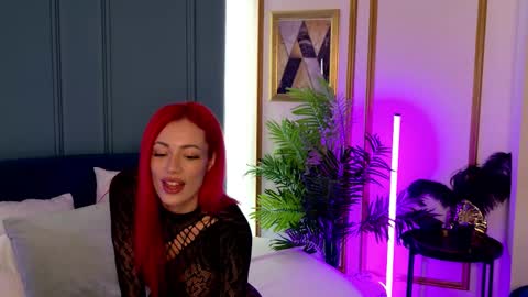 Ayla online show from November 4, 8:14 pm