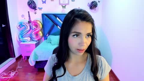 Snapshot of aylin_diazz chatting on January 26, 11:50 am Aylin online show from January 26, 11:50 am