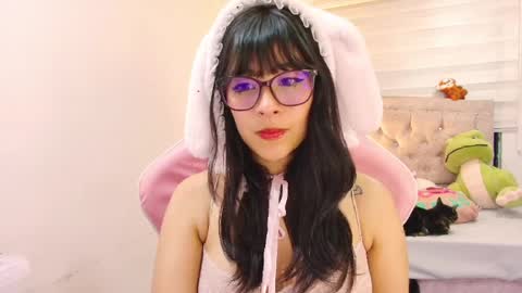   online show from April 5, 9:58 pm