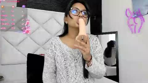 azul_moon online show from July 11, 4:23 am