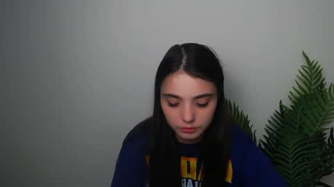 azumi_chan_ online show from September 18, 9:02 pm