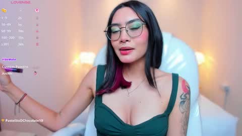 Azura online show from March 17, 7:29 pm