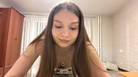 Stefania online show from April 5, 5:01 pm