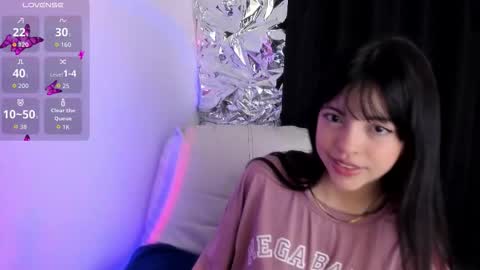 Queen B online show from October 23, 6:47 pm