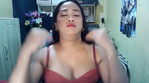 cassandra online show from November 3, 8:13 pm