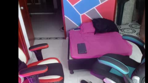 Luna and kimma online show from March 3, 9:26 am