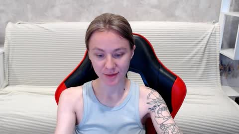 baby_kitte online show from September 16, 3:58 am