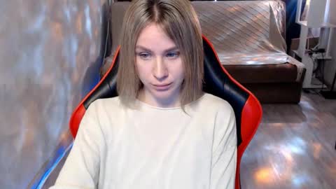 baby_kitte online show from March 12, 4:59 am