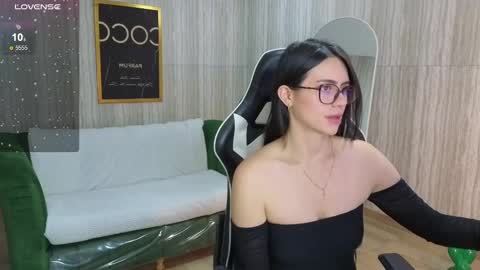 Snapshot of baby_lush_t chatting on September 24, 7:24 pm Bella online show from September 24, 7:24 pm