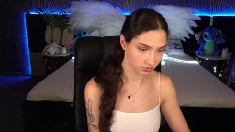 Snapshot of babyflowerr chatting on October 20, 7:06 pm Sasha online show from October 20, 7:06 pm