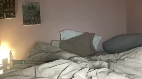 babypaige22 online show from April 22, 5:37 am