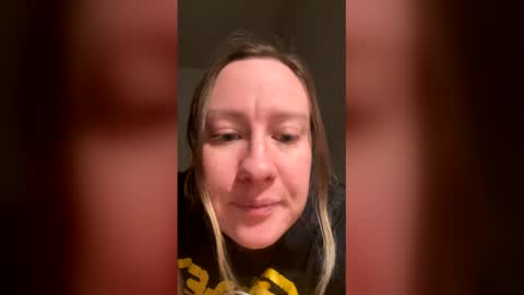 babyslut03_23 online show from March 24, 4:18 am