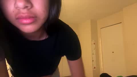 Snapshot of babyynaughty chatting on September 21, 7:51 am babyynaughty online show from September 21, 7:51 am