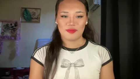 AMARA - FOLLOW ME AND THUMBS UP online show from February 13, 12:45 am