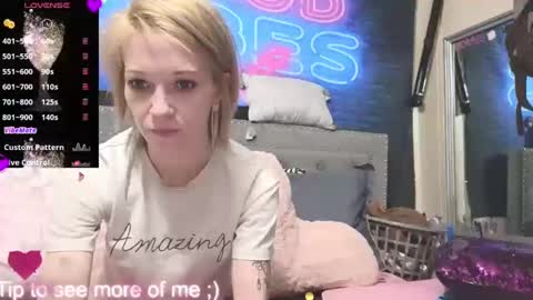 badbitchh online show from March 1, 10:13 am