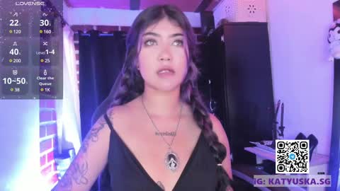        Please help me to reach 100 thumbs up online show from March 8, 9:29 pm