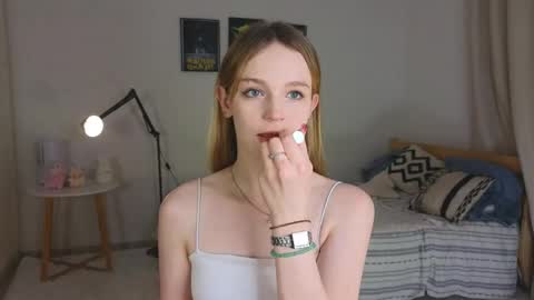 Kate online show from June 4, 4:33 pm