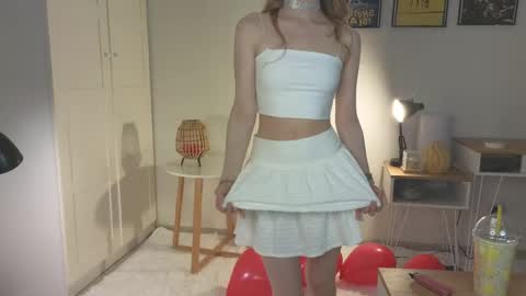 Kate online show from April 12, 4:21 pm