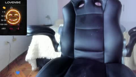 Snapshot of baileyadamss chatting on February 17, 11:22 pm IM BAILEY online show from February 17, 11:22 pm