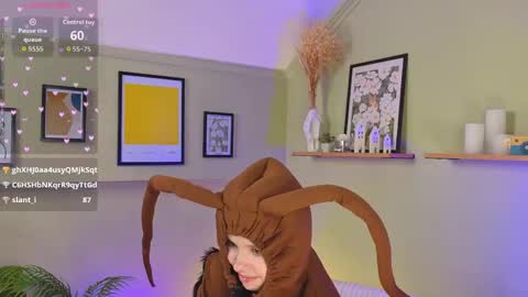 Alice online show from April 3, 6:39 pm