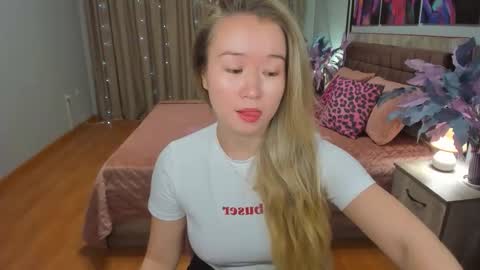 Barbara online show from December 15, 11:04 am