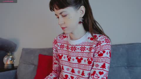 Amina online show from December 27, 11:39 am