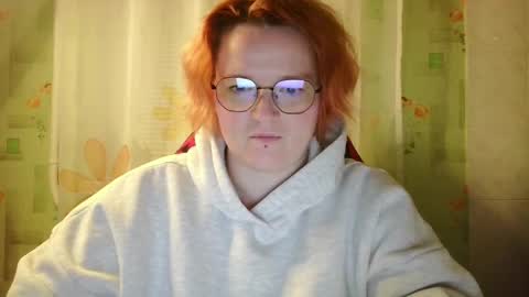 barbarraa online show from April 8, 9:28 pm