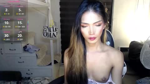 Snapshot of barbie_alawi chatting on September 9, 11:37 pm I am Barbie online show from September 9, 11:37 pm