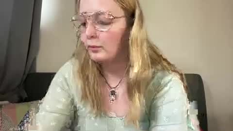 barbiegirl966 online show from February 22, 9:45 am