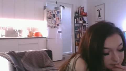 bastetdivinity online show from September 20, 4:49 pm