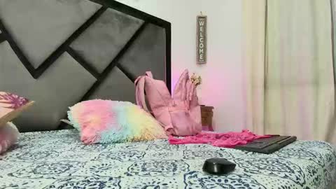 Bayley online show from December 23, 3:21 am