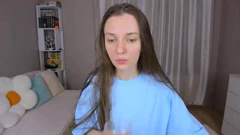 Snapshot of bb_lourels_ chatting on October 22, 3:28 pm Lourel I will be here on and online show from October 22, 3:28 pm