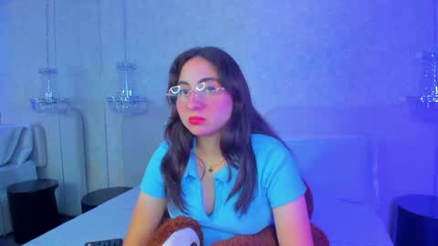 bblilith online show from April 18, 5:21 am