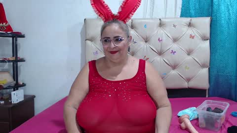 Snapshot of bbwsalome chatting on January 15, 10:13 pm Salome online show from January 15, 10:13 pm