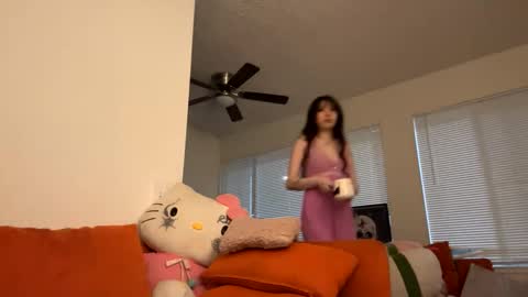 bby_julesss online show from January 13, 8:37 am