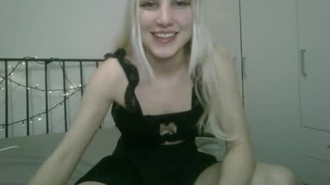 Yours sweet Bea 3 online show from January 27, 7:13 pm