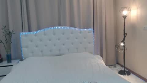 beataangel online show from March 4, 7:37 am