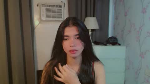 TRIXIE online show from April 5, 2:54 am