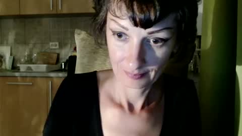 Snapshot of bebacksooon chatting on September 24, 6:07 pm Raluca online show from September 24, 6:07 pm