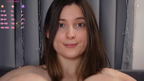 Snapshot of beckymartens chatting on October 5, 3:00 am BeckyMartens come join me on while im offline here online show from October 5, 3:00 am