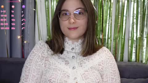 Snapshot of beckymartens chatting on September 20, 2:21 am BeckyMartens come join me on while im offline here online show from September 20, 2:21 am
