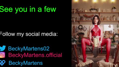Snapshot of beckymartens chatting on December 22, 12:50 am BeckyMartens come join me on while im offline here online show from December 22, 12:50 am