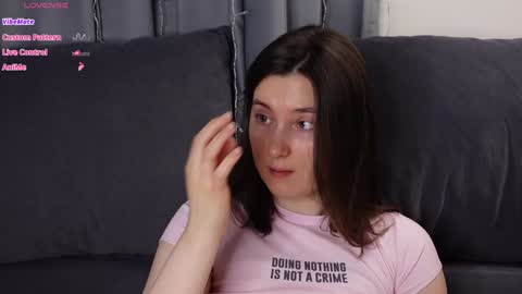 Snapshot of beckymartens chatting on October 21, 12:14 am BeckyMartens come join me on while im offline here online show from October 21, 12:14 am
