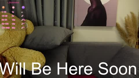 Snapshot of beckymartens chatting on March 9, 6:17 am BeckyMartens come join me on while im offline here online show from March 9, 6:17 am